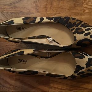 Leopard print Mossimo kitten heels size 7